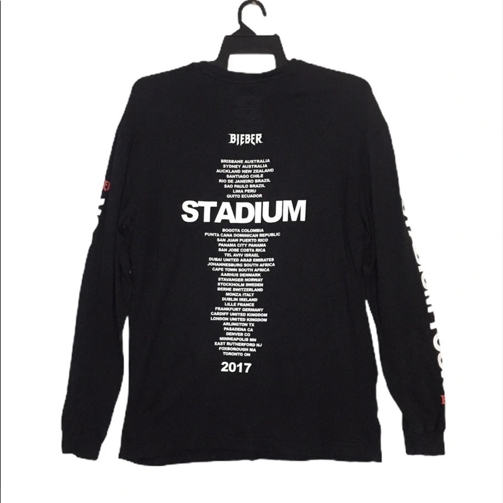 Justin Bieber Suzuki Stadium Tour 2017 LongSleeve T Shirt.